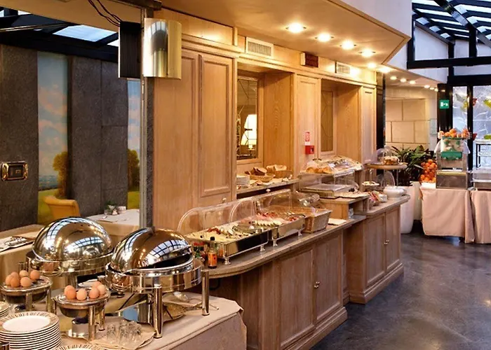 Capitol Hotel 4*