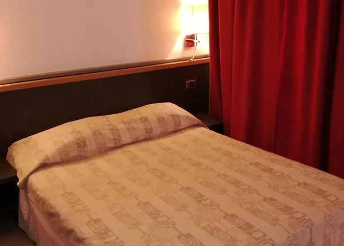 Отель Corallo Милан