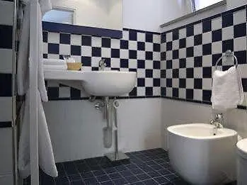 Cesena5 Bed & Breakfast *