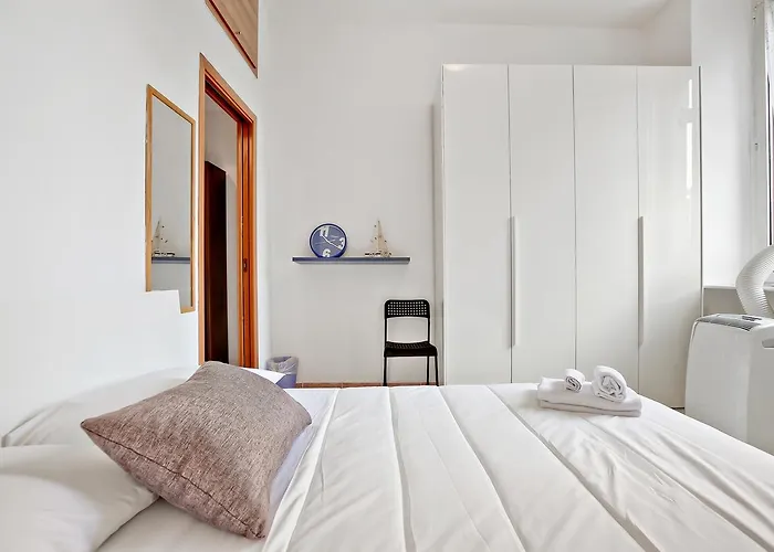 Cenisio Brilliant Flat 아파트 *