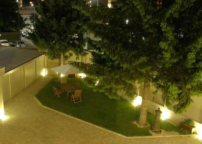 Zuretti 61 3* Milaan