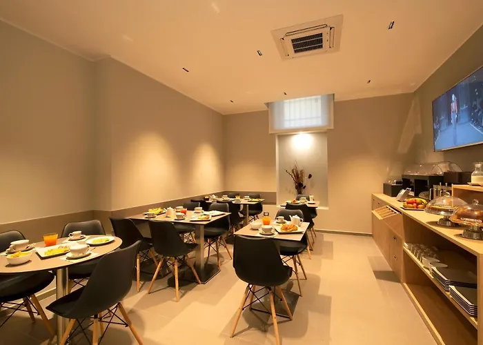 H21 Hotel 3*