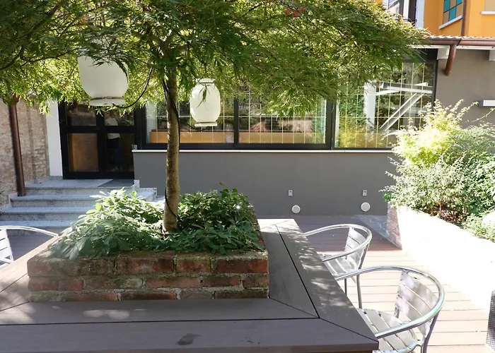 Отель Biocity Милан