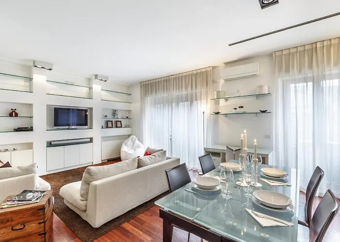 Apartmán Bright And Cozy In Isola District - Marco Polo *