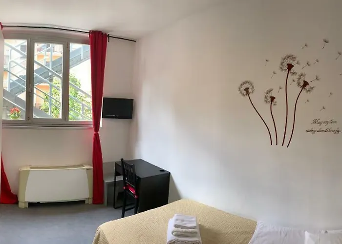 Lucania Hotel