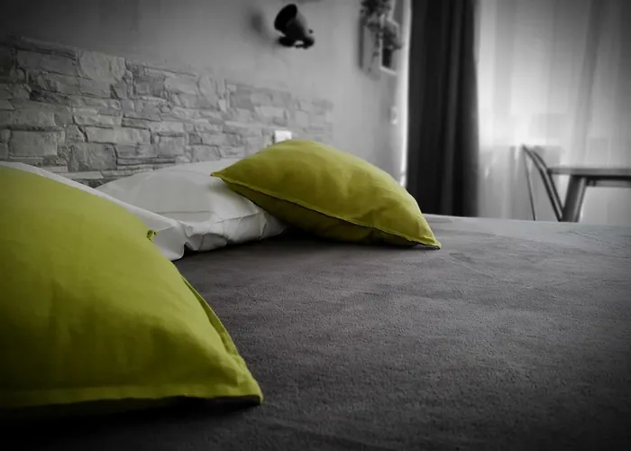 Semesterbostad Warrest - Short Rent