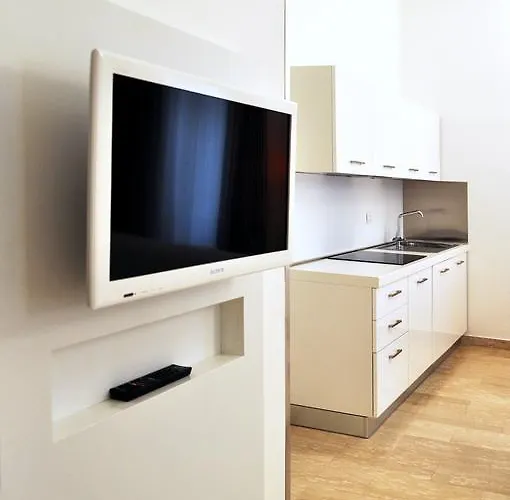 Apartahotel Bb Bocconi 4*