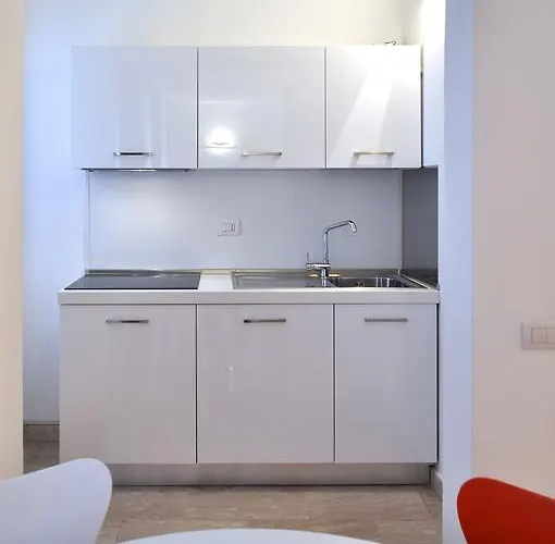 Apartahotel Bb Bocconi 4*