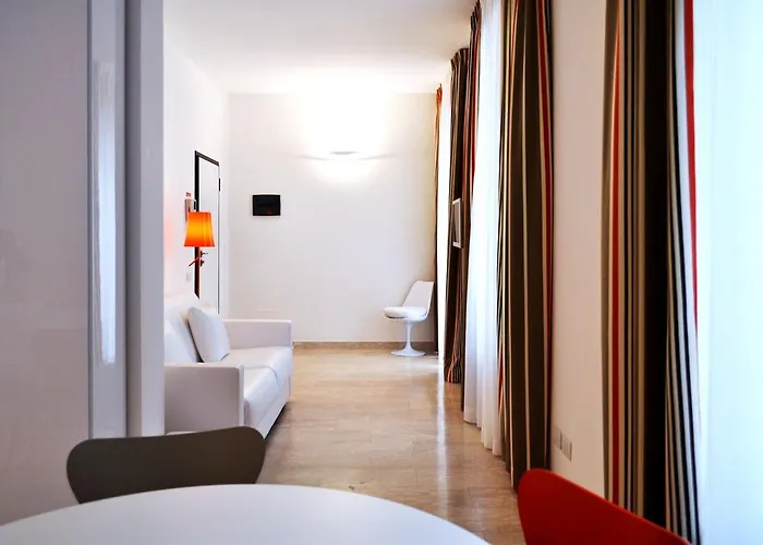 Apartahotel Bb Bocconi 4*