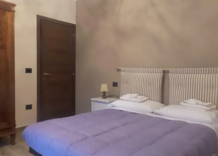 Great Location In The Center Of Appartamento