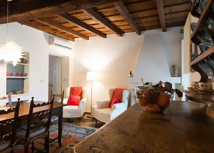 Ticinese 59 דירה