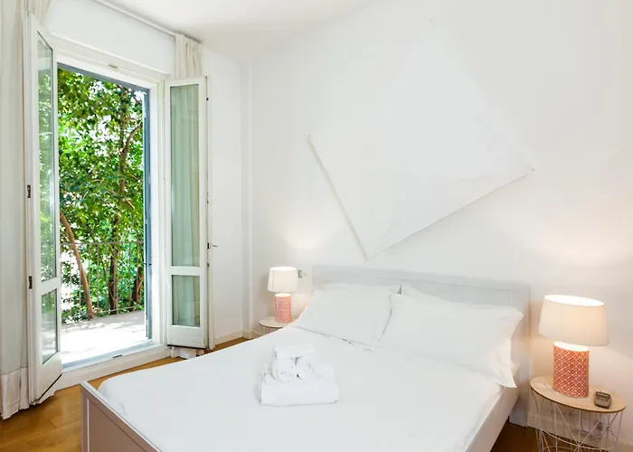Easyhomes - Piola Bazzini Lägenhet Milano