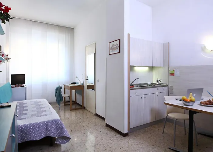 Giusti 6 Apartahotel