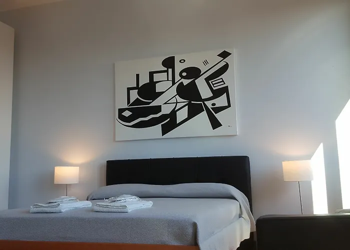 Bnbutler - Duomo - Galleria Unione Appartement