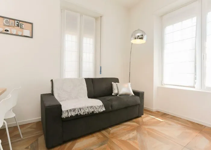 The Rent - Modern Near Bocconi *
