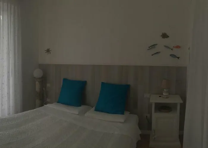 佐纳托尔托纳住宿加早餐旅馆 *