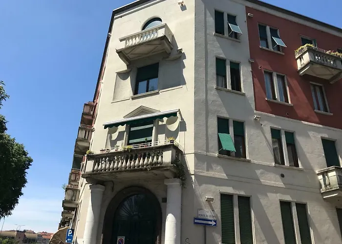 Ca Bela - Lambrate Flat 2 *