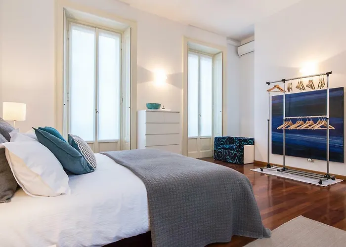 阿姆皮奥卢米诺索设计公寓 * 米兰