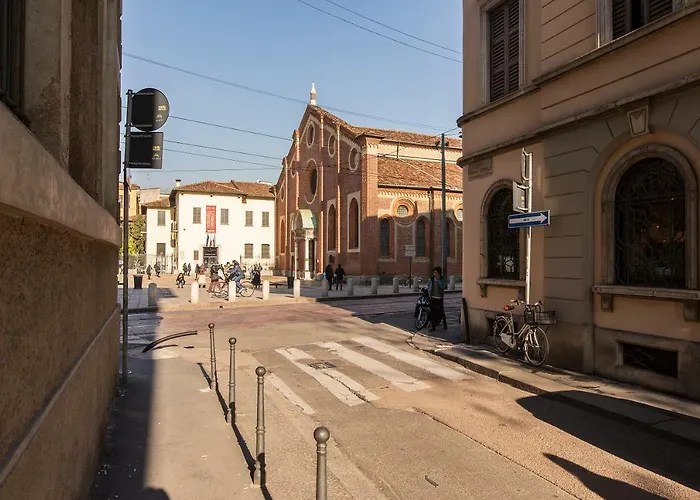 阿姆皮奥卢米诺索设计公寓 *