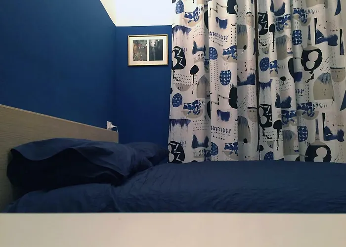 Up To Four בית נופש