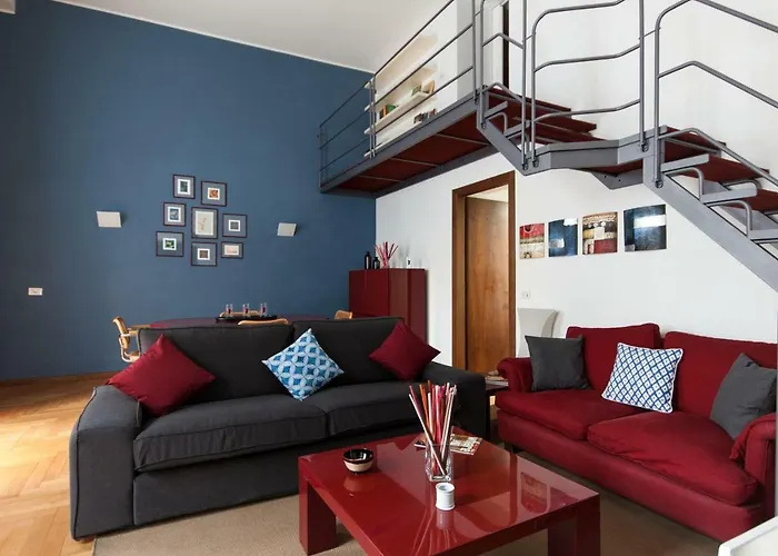 Fancy Blue Duomo Duplex דירה *