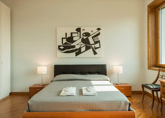 Bnbutler - Duomo - Galleria Unione Appartement *