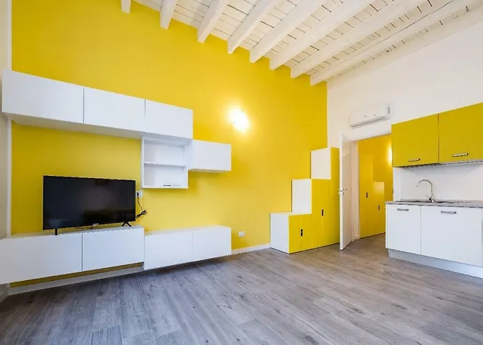 Central Station Apartment Milan