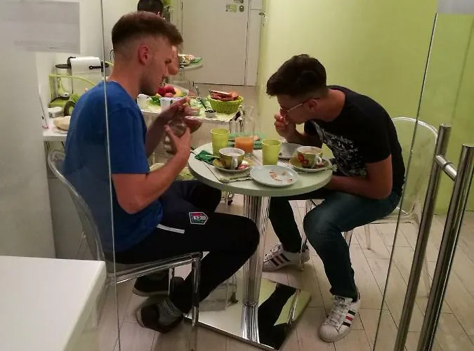 Linea Nocleg ze śniadaniem