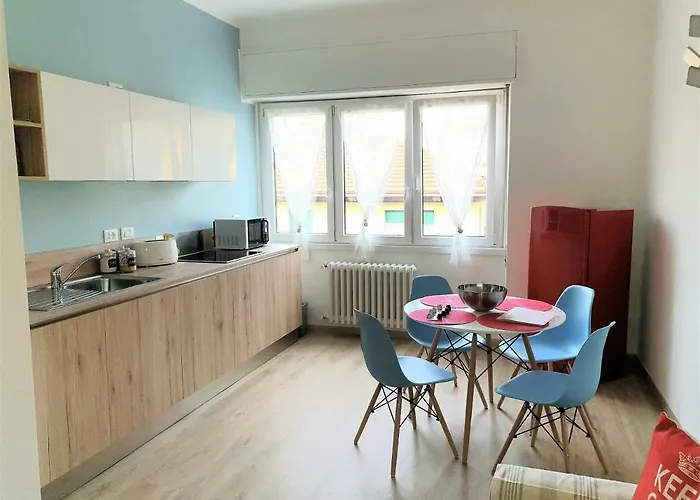 34 Via Giulio Carcano Apartment *