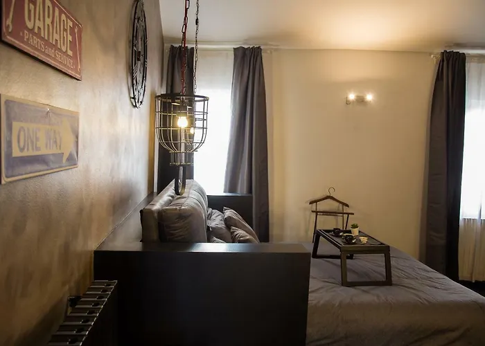 Appartement Industrial Near Duomo Milan