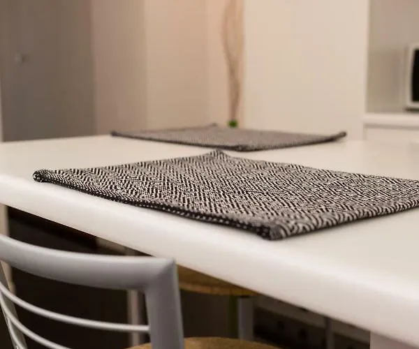 Bilocale Zona 200metri Da Stazione Appartement