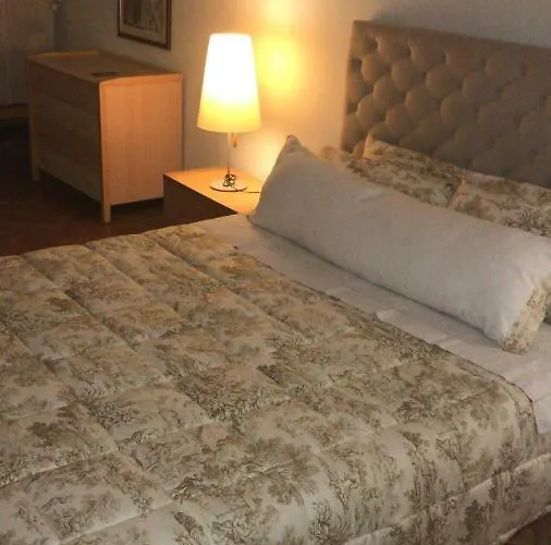 Leoni Charminghouse Apartament