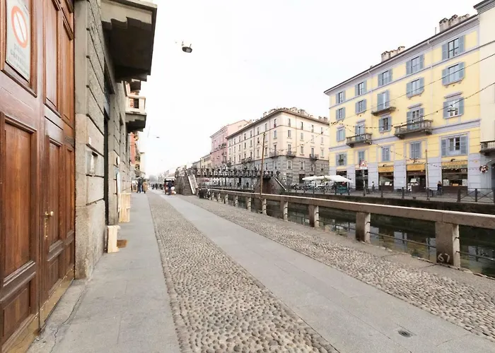 Апартаменты Alzaia 54 Navigli *