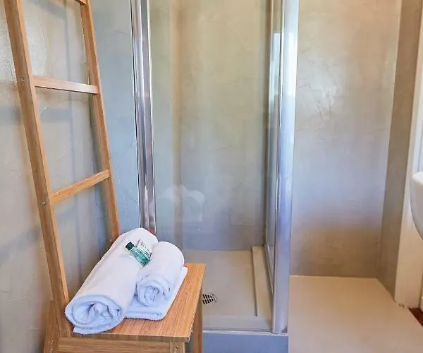 Guesthost - Con Balcone Per 2 Persone *