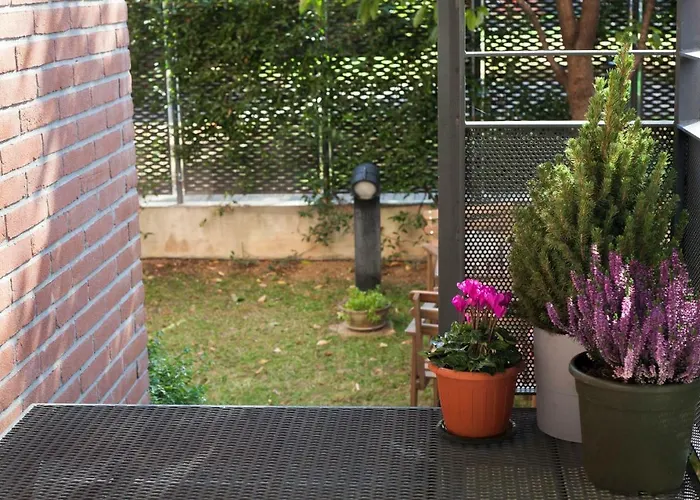 Flat With Private Garden- Direct Metro Connection To Duomo In 15 Min * Milano