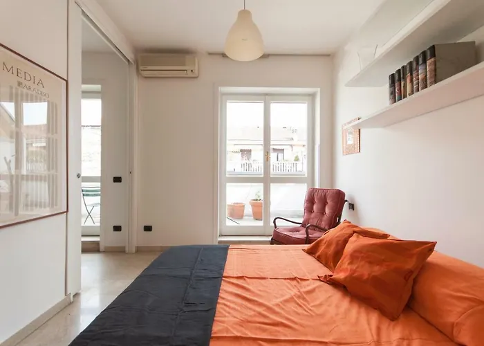 Youhosty - Copernico 47 * Milaan