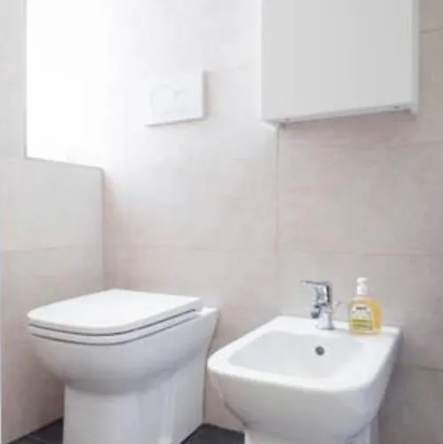Rodica Comfort Navigli Apartmán