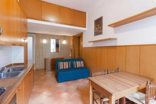 Alessia's Flat- Loreto 2