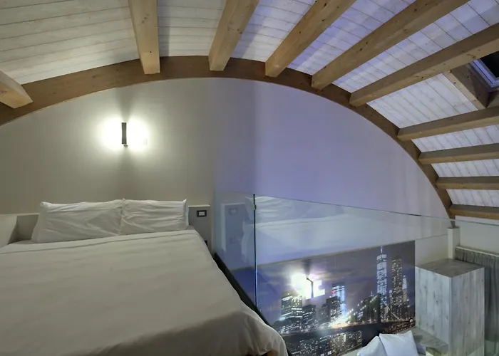 Seven فندق ميلان