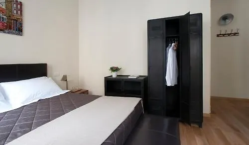 Oda ve Kahvaltı Porta Tosa Boutique Milano