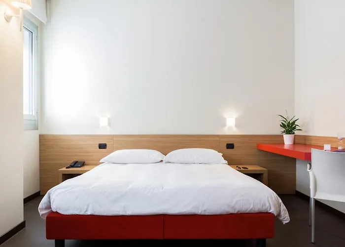 Osoppo Apartahotel Milán